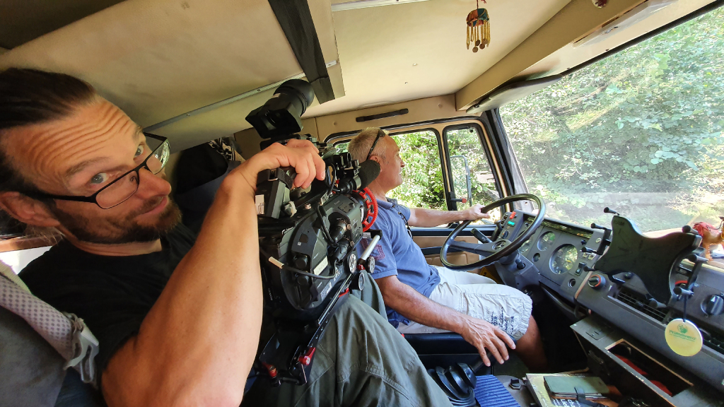 Indoordreh beim Fahren. 