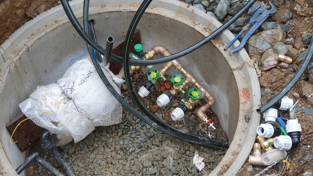 Wasserverteiler für Haus, Garten und Garage. 